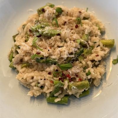 Spargel-Risotto mit Chiliflocken